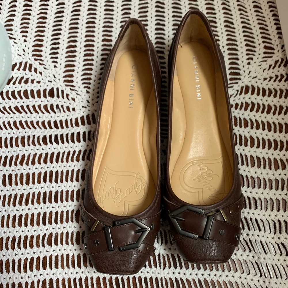 Gianni Bini Flats